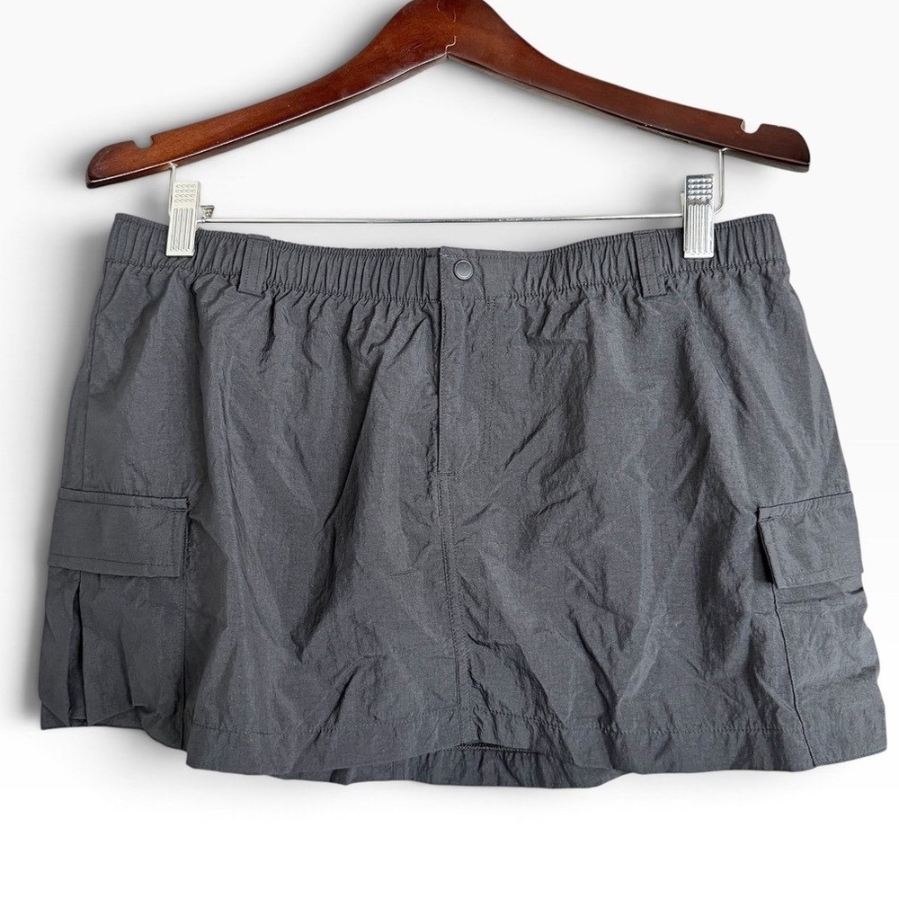 Under Armour Womens XL UA Unstoppable Utility Skirt Black Cargo Ripstop Mini NWT